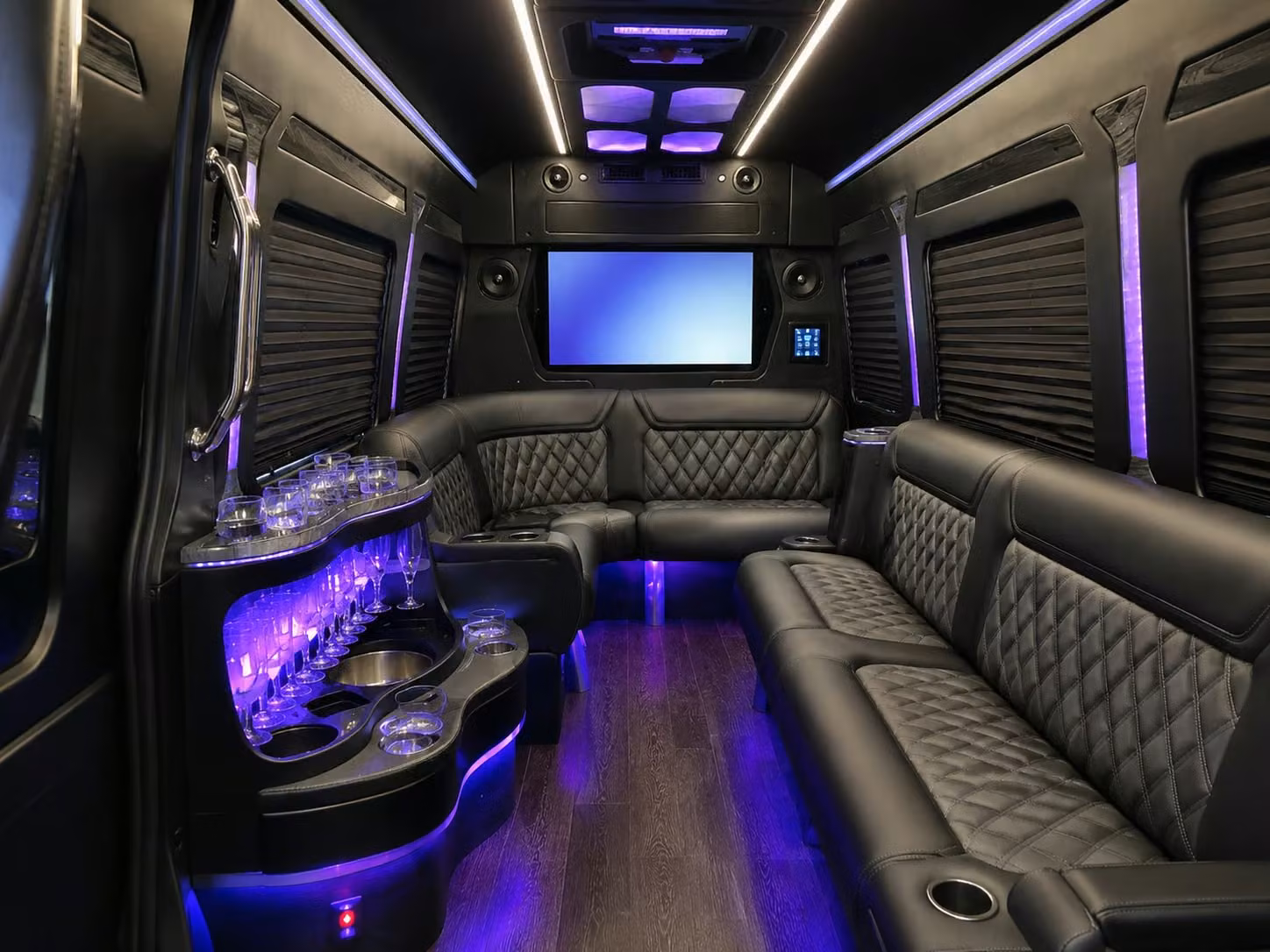 pechanga arena and viejas arena shuttle bus rentals from chula vista